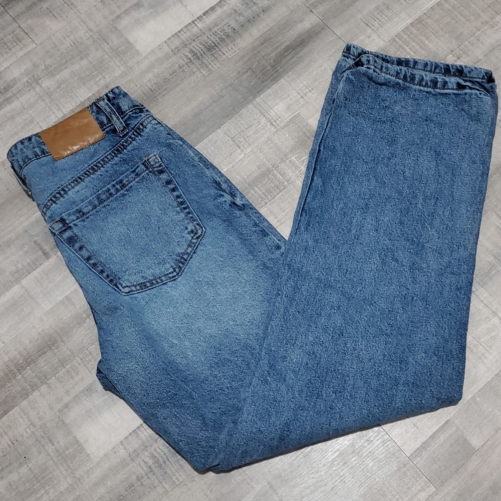 jeans, straight leg, vintage wash, 100 cotton, relaxed fit, y2k, minimalist,